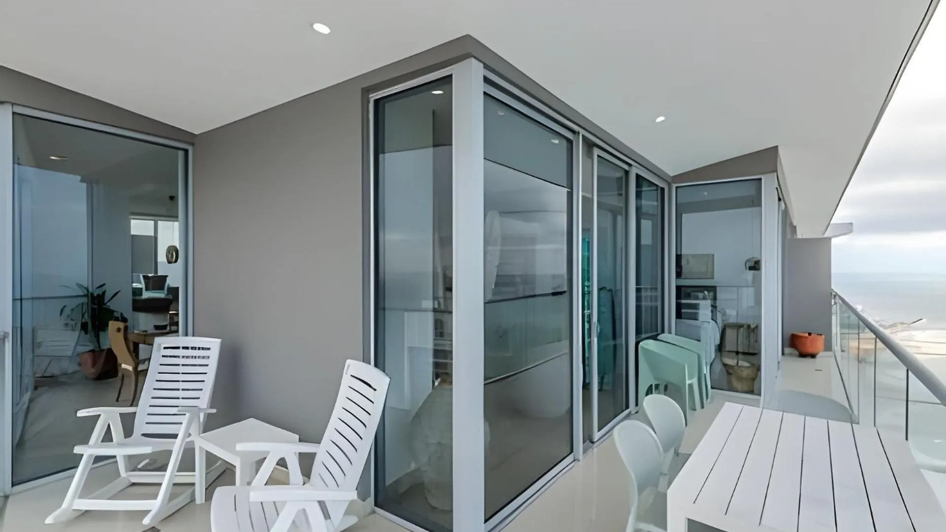Beachfront Penthouse 40Th Sea View/Historic Center Cartagena Colombia