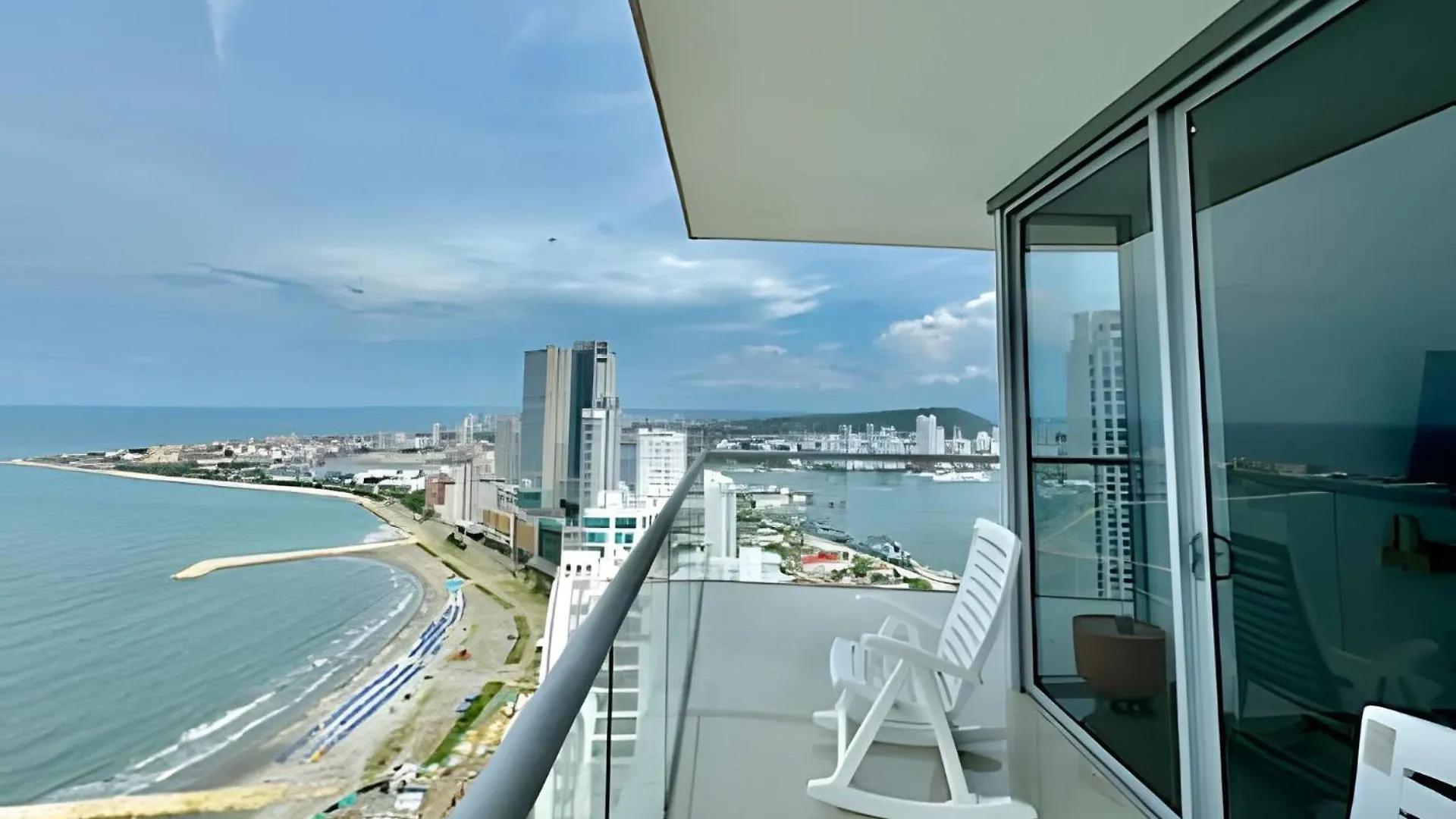Beachfront Penthouse 40Th Sea View/Historic Center Cartagena